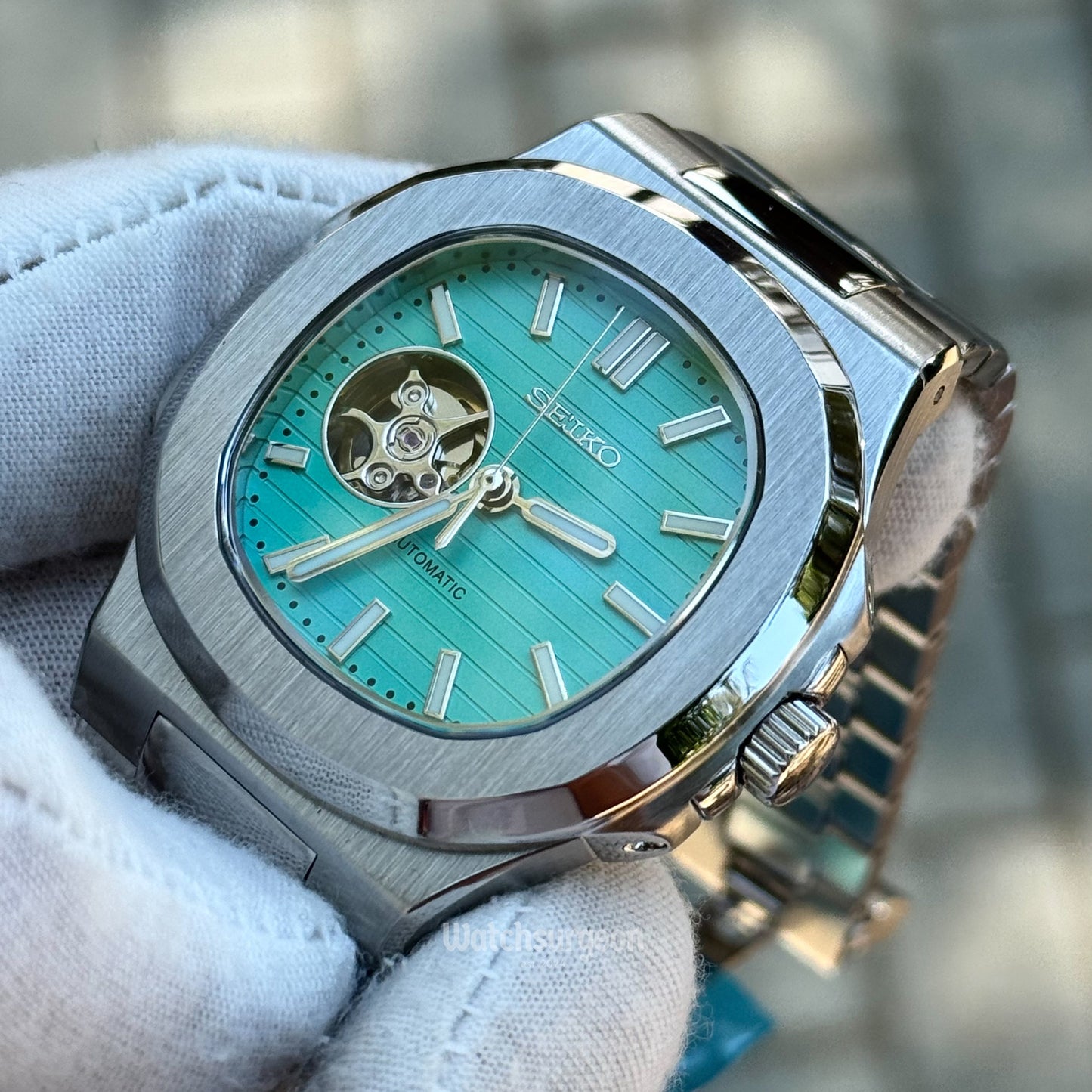 'Open Heart Tiffany' - Nautilus Series