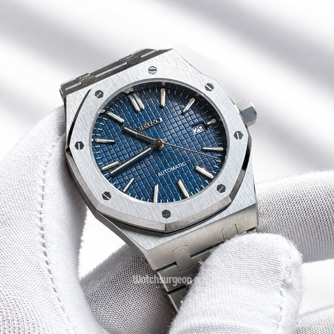 'Ocean Blue' - Royal Oak Series