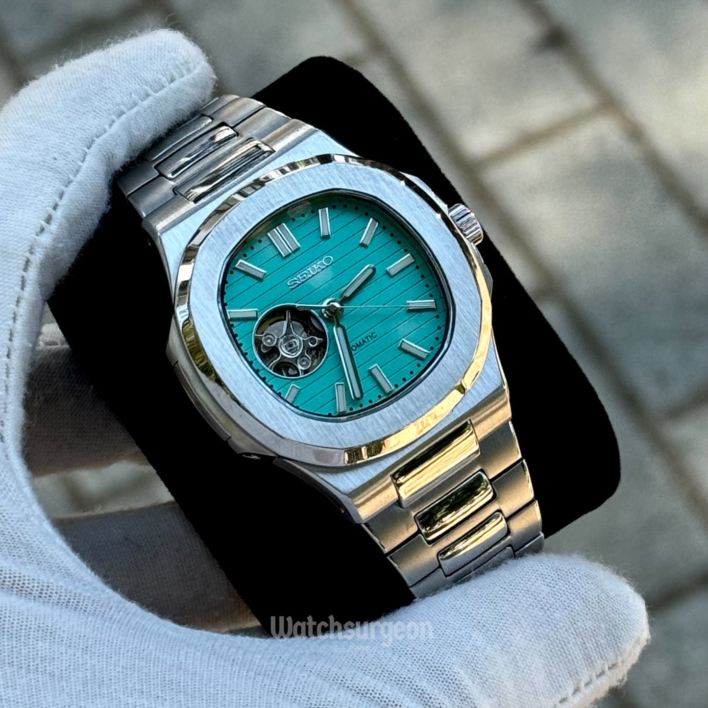 'Open Heart Tiffany' - Nautilus Series
