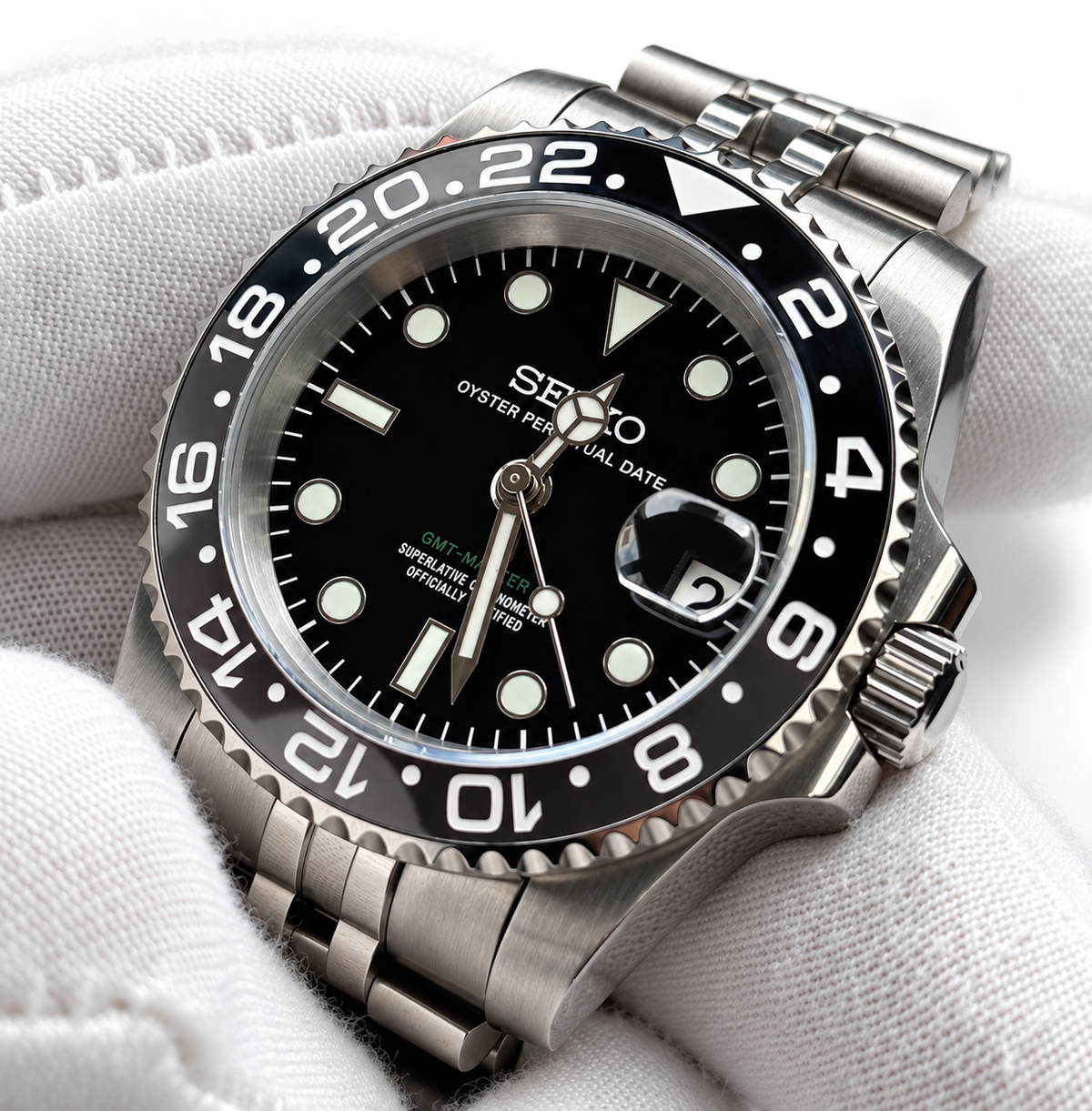 'Bruce Wayne' - Diver Series