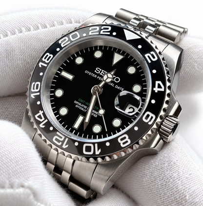 'Bruce Wayne' - Diver Series